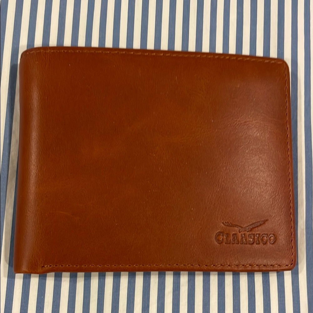 Claasico Leather Wallet
